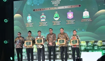 Gubernur Gorontalo Terima Tiga Kategori Anugerah Adinata Syariah 2026