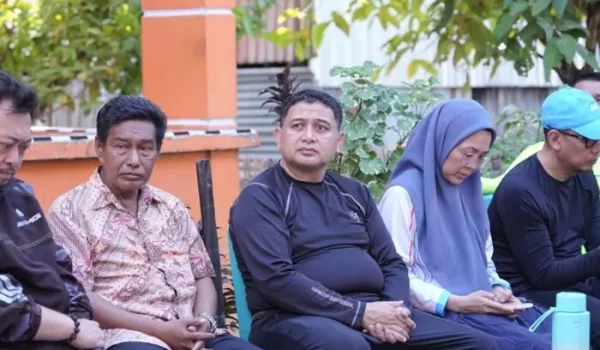 Kawal Layanan Dasar, Wali Kota Munafri dan Melinda Aksa Boyong Sembako hingga Genset ke Pulau Terluar