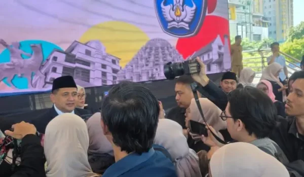 Seret Oknum Kabid dan Kasi, Walikota Munafri Perintahkan Usut Tuntas Isu Jual Beli Jabatan Kepala Sekolah