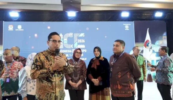 Kota Makassar Tampil Spektakuler di City Expo APEKSI 2026, Booth Pinisi Padukan Budaya, AI dan Inovasi Daur Ulang