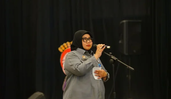 Kepala Divisi Peraturan Perundang - undangan dan Pembinaan  Hukum (P3H) Kanwil Kemenkum Sulsel, Heny Widyawati.