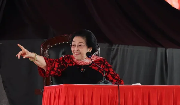 Megawati Keluarkan Seruan untuk Kader, Tegaskan Posisi Politik PDIP