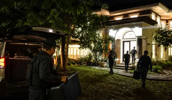Penyidik Kortastipidkor Sita Harta Rp476 Miliar dari Rumah Mewah di Sentul, Emas 74 Kg hingga Jutaan Dolar