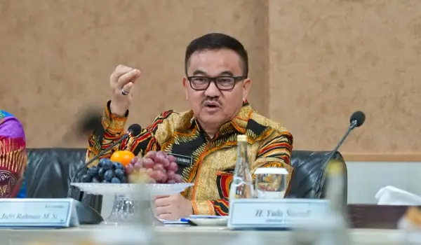 Sekretaris Daerah Provinsi Sulawesi Selatan sekaligus Komisaris Utama PT Bank Sulselbar, Jufri Rahman.