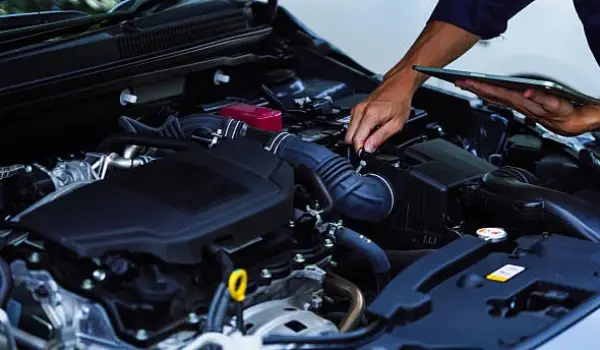 Tune Up Mobil Dan Ganti Oli, Haruskah Dilakukan Bersamaan? Begini Kata Ahli Otomotif
