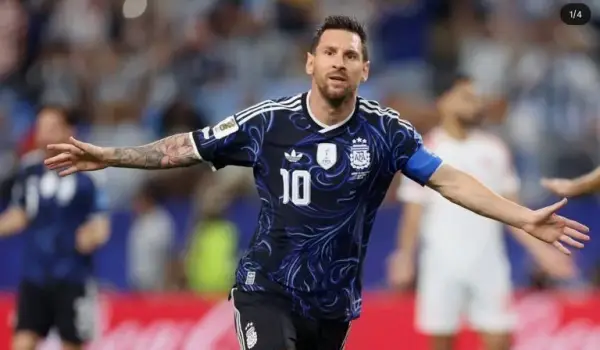 Argentina mengajukan permintaan khusus ke FIFA jelang semifinal Piala Dunia 2026 kontra Inggris.