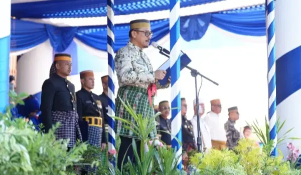 Pimpin Upacara HUT Mamuju ke-486, Gubernur Sulbar : Jangan Ambil yang Bukan Hakmu