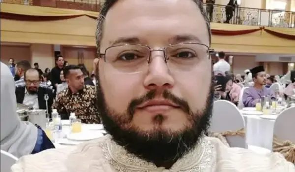 Warga negara Palestina, Abdul Karim Miqdad yang dideportasi oleh Pemerintah RI atas tindak pidana kejahatan di Siprus melalui mekanisme Interpol. (Foto: Ist)