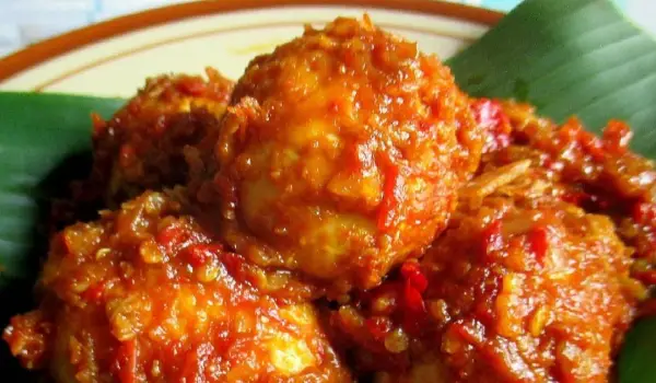 Telur Bumbu Bali (Instagram @godakesa)
