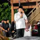 Tangis Andi Rahim Pecah di Takziah Mantan Bupati Arifin Junaidi: Beliau Betul-betul Orangtua Bagi Saya